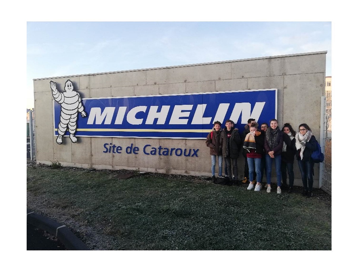 You are currently viewing Une visite chez Michelin enrichissante pour les 3ème de Maringues