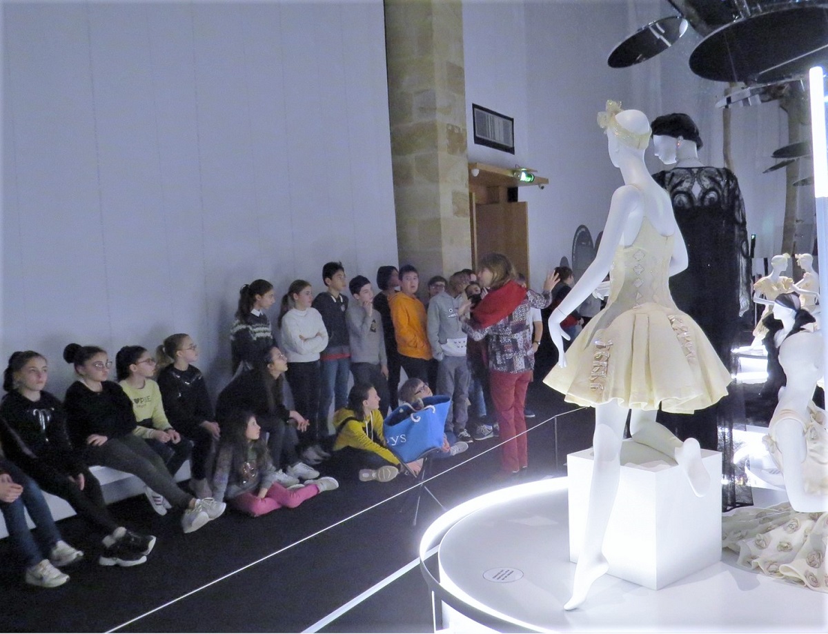 You are currently viewing Une visite magique au Musée National du Costume de Moulins – Notre Dame, Billom