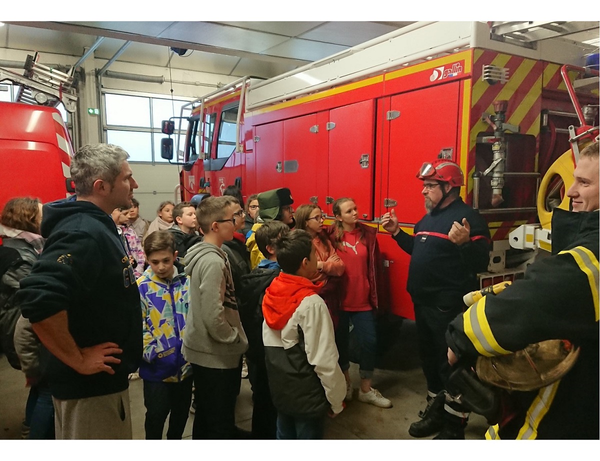 You are currently viewing En visite à la caserne des pompiers – ensemble scolaire St Joseph, Maringues